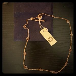 Tory Burch Logo Toggle Short Necklace